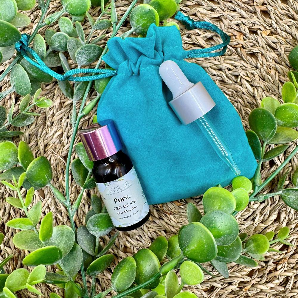 olio di cbd con cristalli puri in olio d'oliva 10% agrilab packaging sacchetto velluto blu   agrilab-shop.myshopify.com product_type AGRILAB SHOP